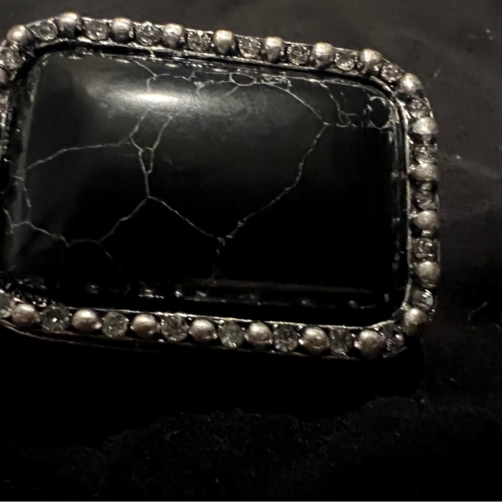 Like Onyx style ring